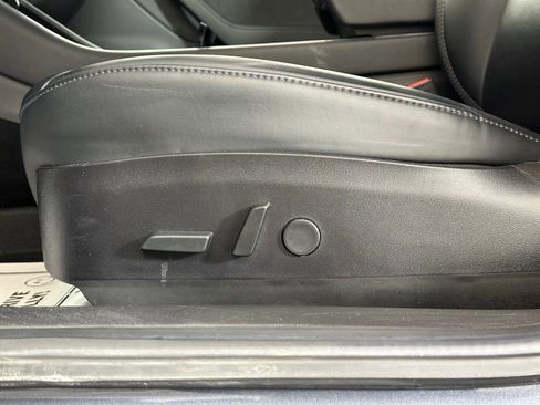 Used 2019 Tesla Model 3 Long Range image 11