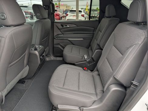 New 2026 Chevrolet Traverse LT w/ Driver Confidence Package image 13