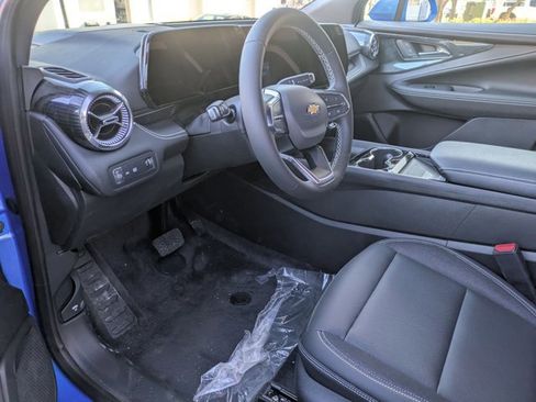 New 2024 Chevrolet Blazer EV LT image 3