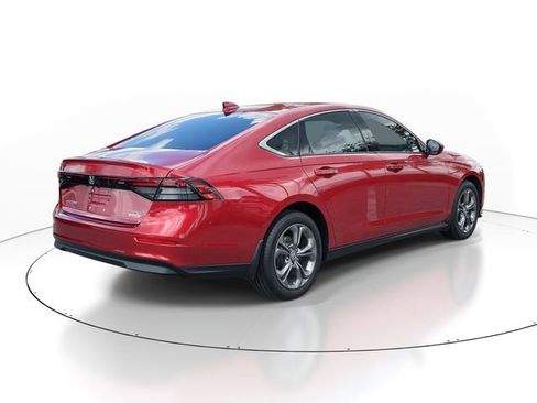 Used 2024 Honda Accord EX image 4