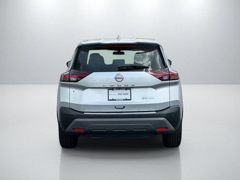 Used 2023 Nissan Rogue SV AWD/4WD image 6