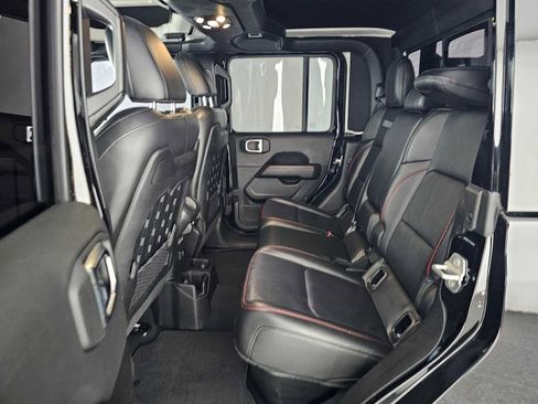 Used 2022 Jeep Gladiator Rubicon w/ LED Lighting Group image 17