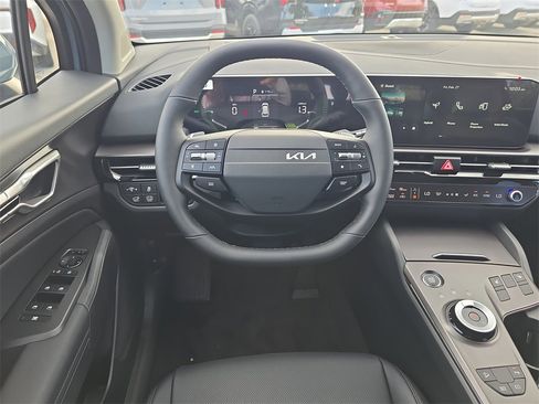 New 2026 Kia Sportage EX image 14