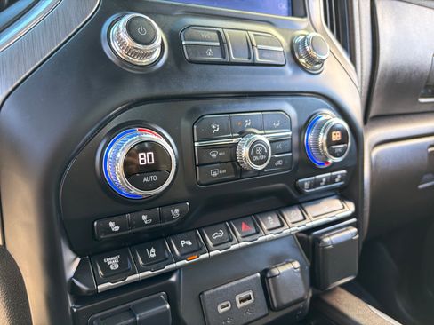 Used 2020 GMC Sierra 2500 Denali w/ Technology Package image 31