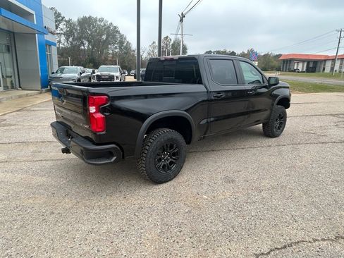 New 2026 Chevrolet Silverado 1500 ZR2 image 7