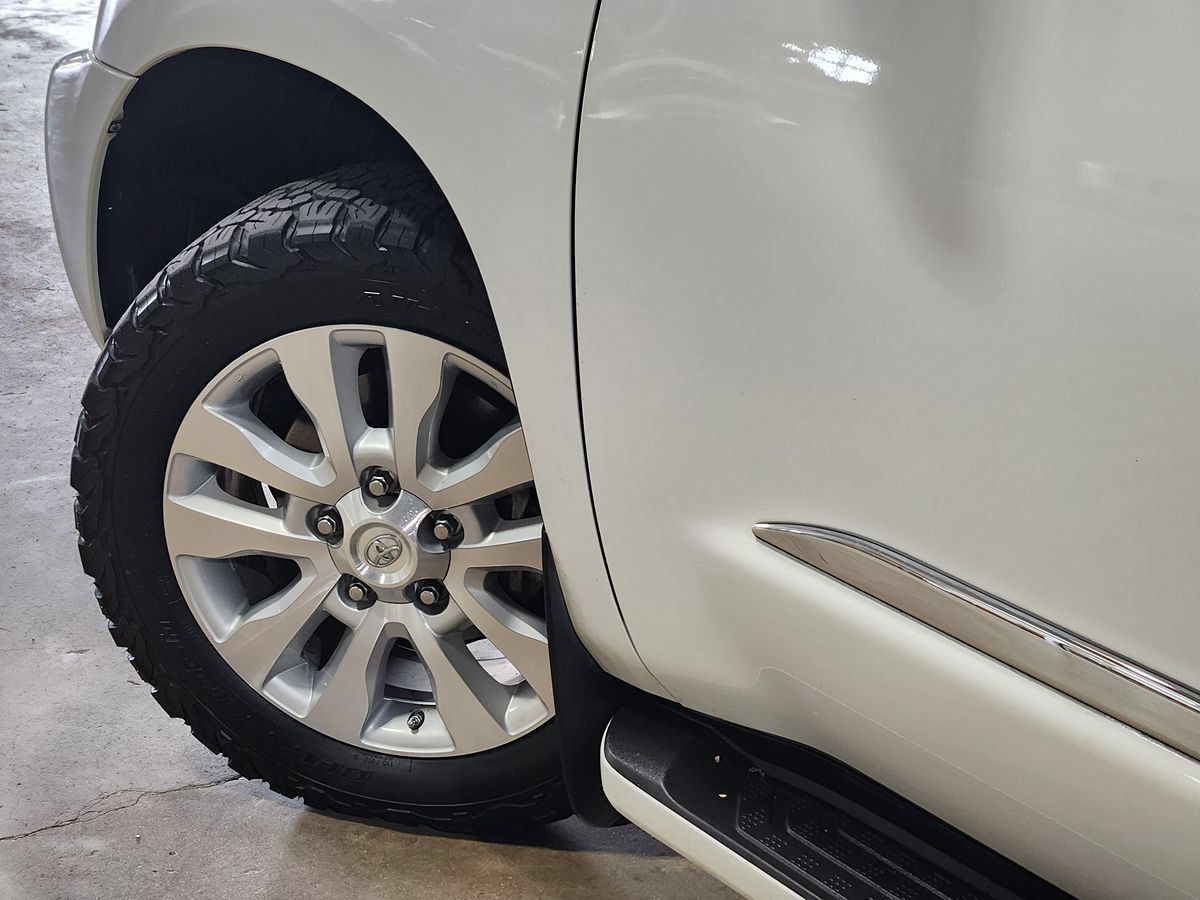 Used 2020 Toyota Sequoia Platinum RWD image 23