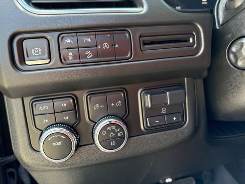 Certified 2023 GMC Yukon XL AT4 w/ Max Trailering Package AWD/4WD image 22