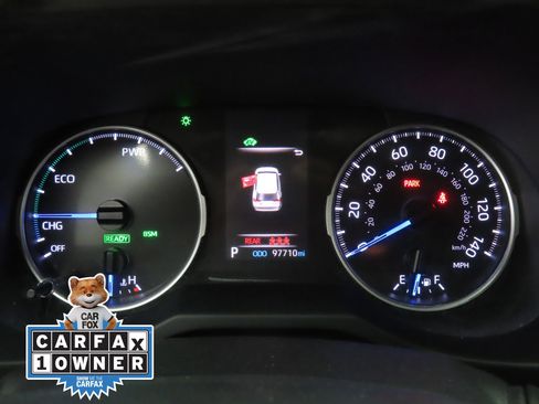 Used 2021 Toyota RAV4 XLE Premium AWD/4WD image 11