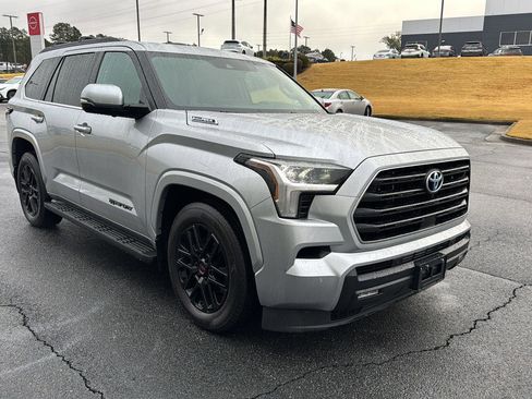 Used 2024 Toyota Sequoia SR5 image 6
