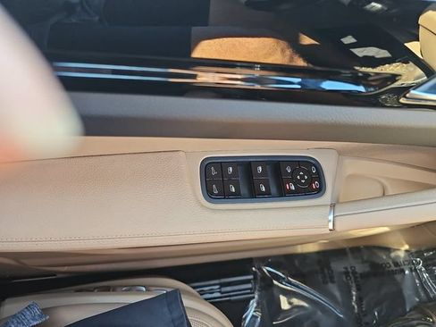 Used 2019 Porsche Cayenne S AWD/4WD image 23