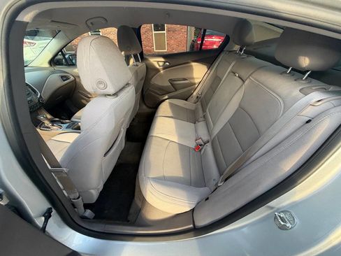 Used 2016 Chevrolet Cruze LT FWD image 19