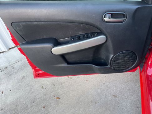 Used 2012 MAZDA MAZDA2 Touring FWD image 11