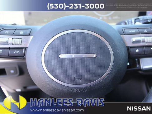 Used 2024 Hyundai Kona SE FWD image 23