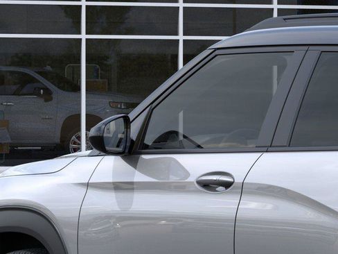 New 2026 Chevrolet TrailBlazer RS w/ Convenience Package AWD/4WD image 12