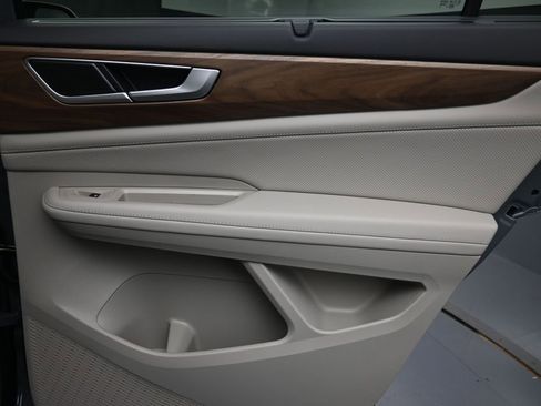 New 2026 Volkswagen Atlas SE FWD image 28