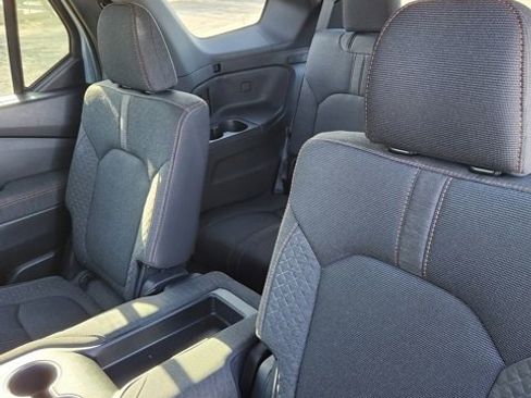 Used 2024 Honda Pilot Sport image 12