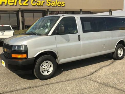 Used 2023 Chevrolet Express 3500 LS RWD image 4
