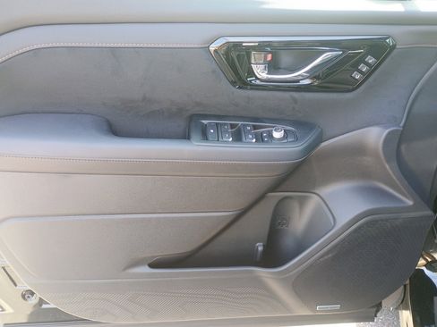 New 2026 Subaru Forester Touring image 8