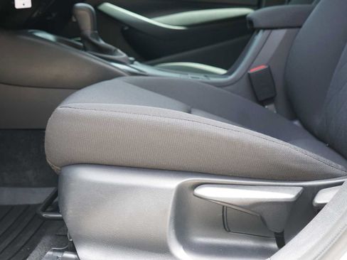 Used 2025 Toyota Corolla LE FWD image 16