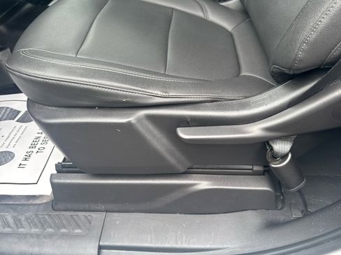 Used 2021 Chevrolet Silverado 1500 W/T w/ Trailering Package image 18