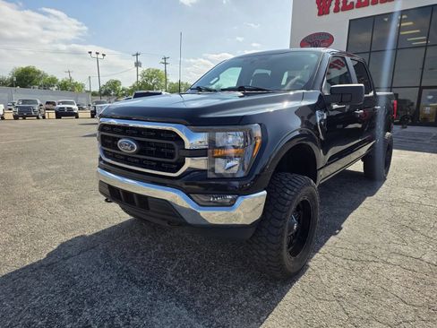 Used 2023 Ford F150 XLT AWD/4WD image 3