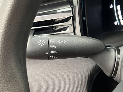 Used 2025 Toyota Camry LE FWD image 47