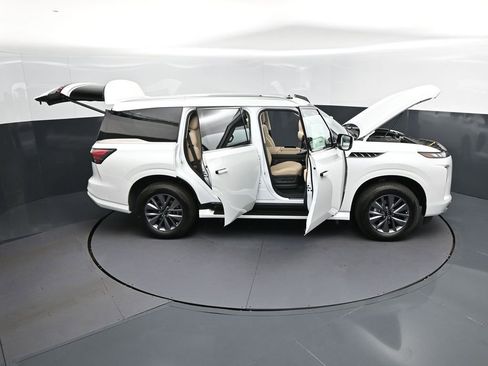 New 2026 INFINITI QX80 Pure image 53