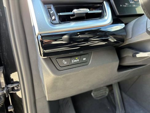 Certified 2025 BMW X1 xDrive28i image 15