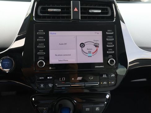 Certified 2021 Toyota Prius XLE FWD image 22