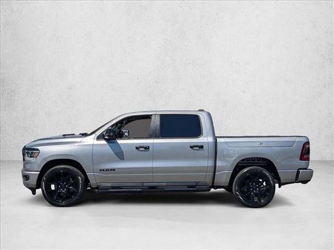 Used 2024 RAM 1500 Laramie AWD/4WD image 9