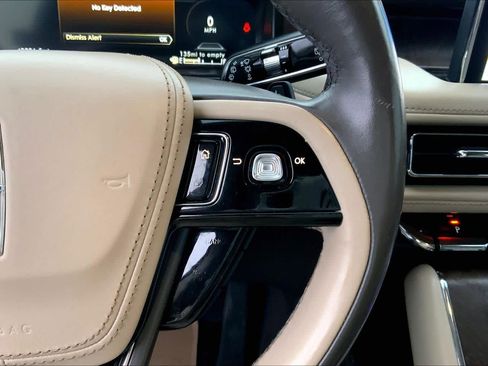 Used 2020 Lincoln Aviator Reserve w/ Equipment Group 202A AWD/4WD image 21