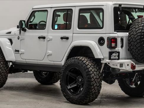 Used 2026 Jeep Wrangler Unlimited Sport image 10