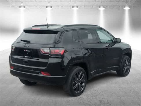 New 2025 Jeep Compass Limited w/ High Altitude Package image 8