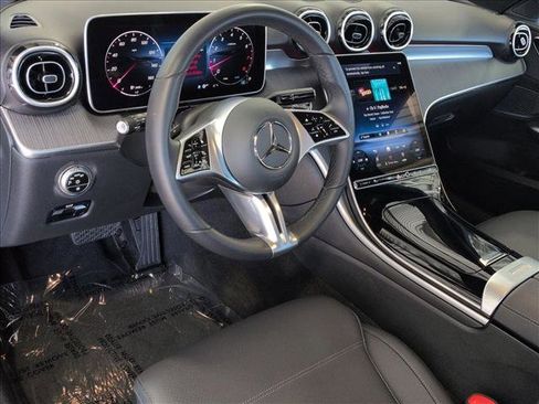 Used 2025 Mercedes-Benz C 300 Sedan image 10