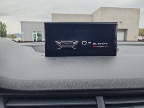 Used 2017 Audi Q7 2.0T Premium Plus w/ Premium Plus Package image 28