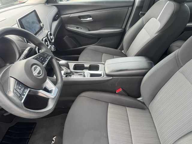 Used 2025 Nissan Sentra SV FWD image 9