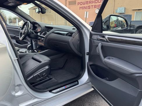 Used 2017 BMW X4 M40i w/ Technology Package AWD/4WD image 19