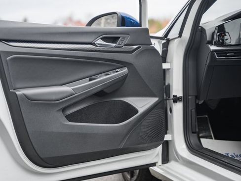 Used 2023 Volkswagen Golf 20th Anniversary Edition image 43