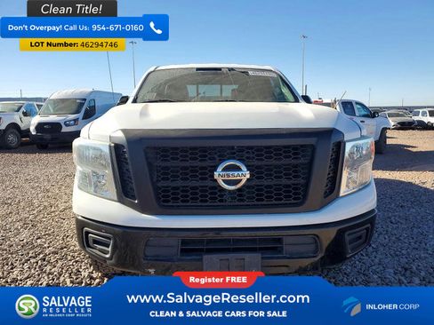Used 2017 Nissan Titan S image 7