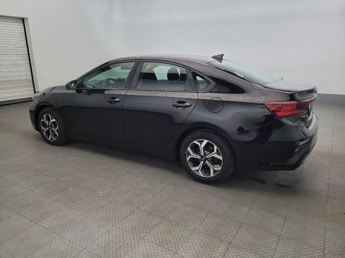 Used 2019 Kia Forte LXS image 3