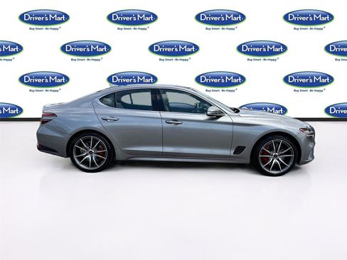 Used 2025 Genesis G70 2.5T RWD image 8