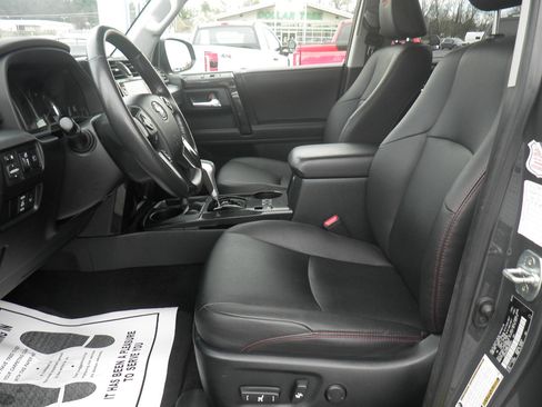 Used 2024 Toyota 4Runner TRD Off-Road Premium image 14