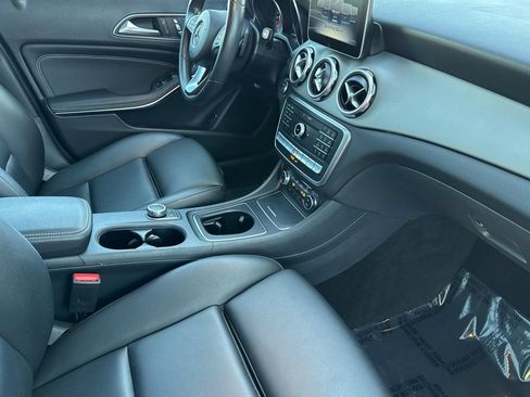 Certified 2020 Mercedes-Benz GLA 250 4MATIC w/ Premium Package image 16