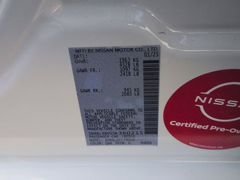 Certified 2025 Nissan Altima 2.5 S FWD image 36