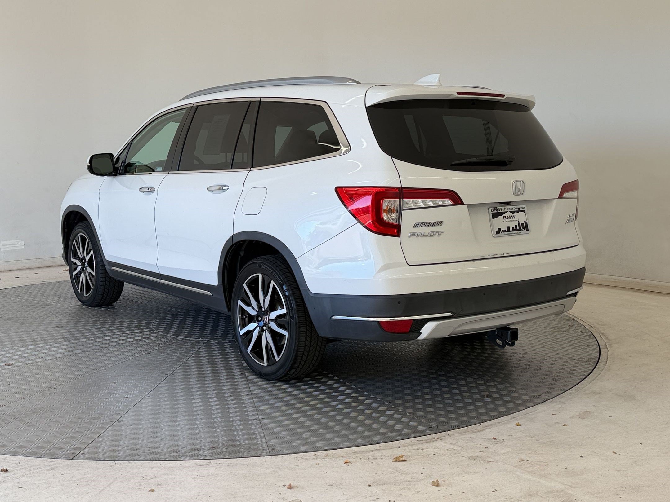 Used 2020 Honda Pilot Elite image 3