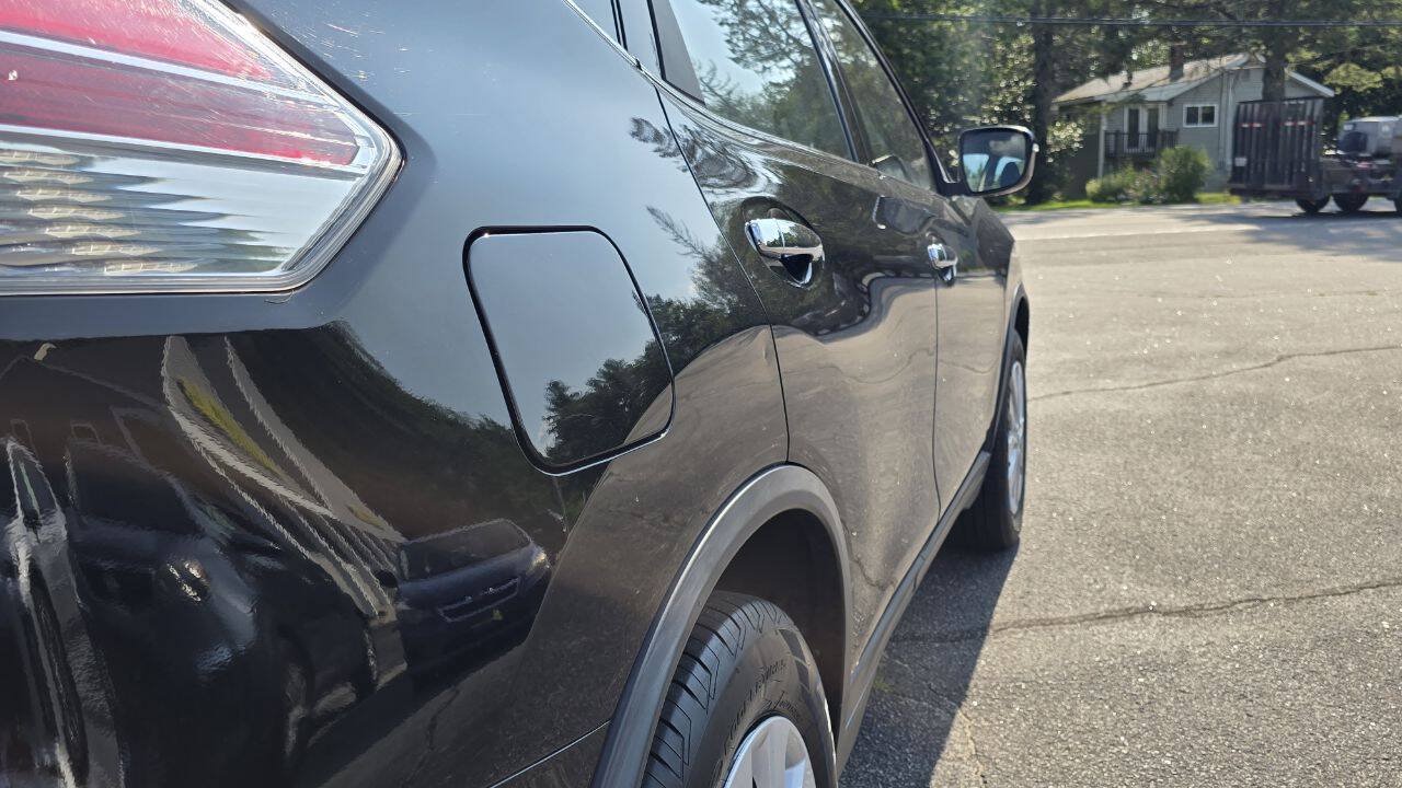 Used 2015 Nissan Rogue S AWD/4WD image 11
