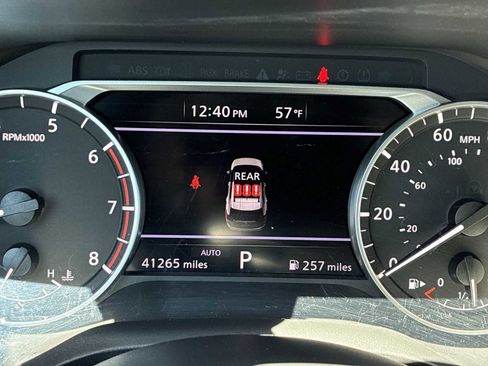 Used 2024 Nissan Rogue S AWD/4WD image 10