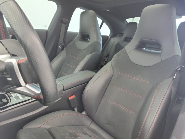 Used 2024 Mercedes-Benz CLA 250 4MATIC image 17