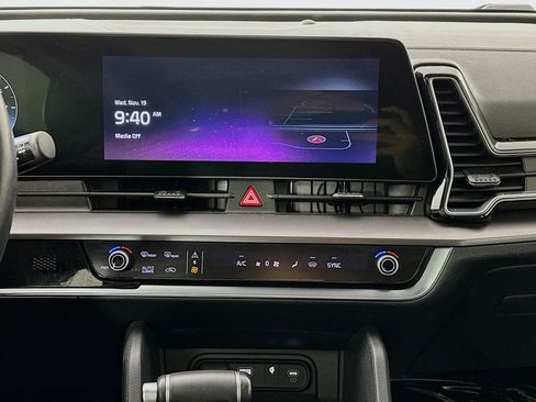 Used 2023 Kia Sportage SX image 14