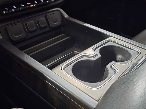 Used 2015 GMC Sierra 3500 Denali w/ Duramax Plus Package image 33